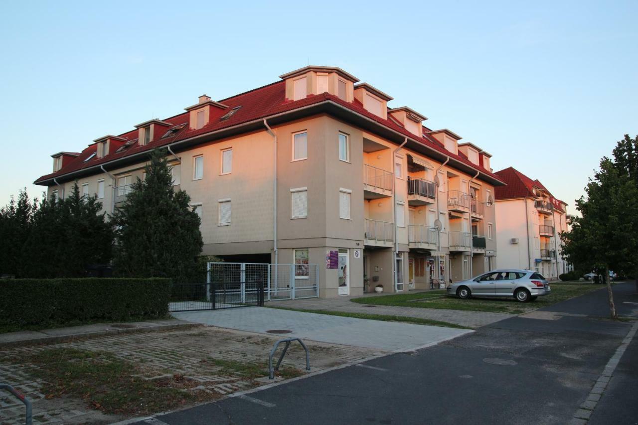 Apartment With Swing Hévíz Exterior foto